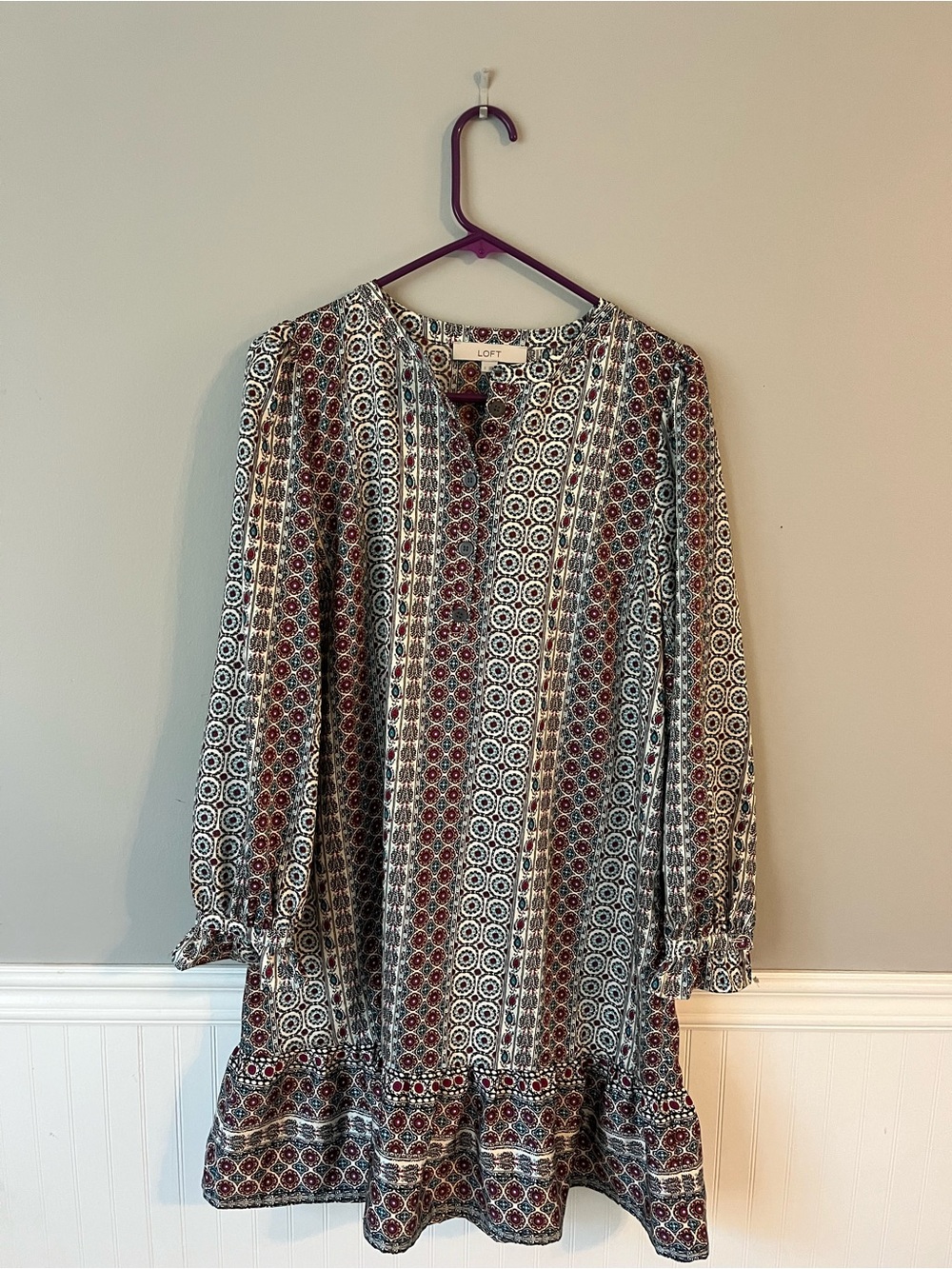 LOFT Long-Sleeve Printed Shift Dress in White, Black & Burgundy